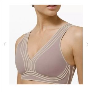 lulu lemon “GET IN LINE” light support bra violet